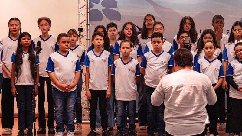 Alunos-do-coral-vao-se-apresentar-nesta-quinta-feira-26-de-junho-Credito-foto-Aloander-Jose